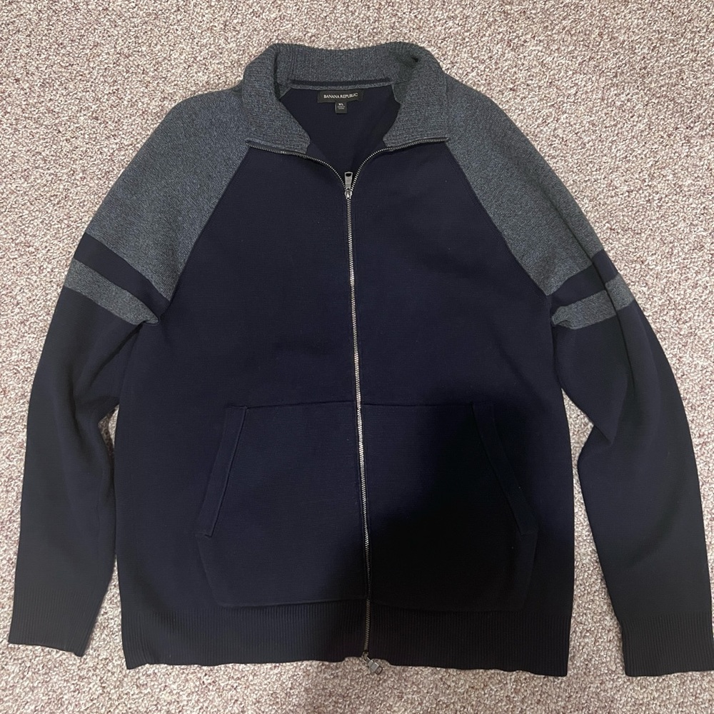 XL Banana Republic sweater full zip with arm stripes